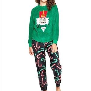 BRIEFLY STATED NUTCRACKER LADIE’S 2-PIECE PJ’S SET